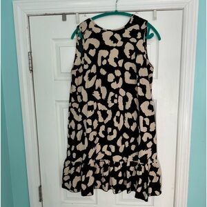 Women’s size large animal print drop waist sleeveless dress.